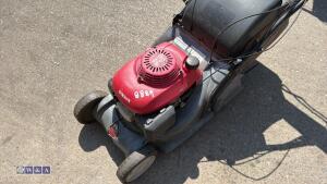 HONDA HRX426 petrol rotary mower c/w collection box - 2