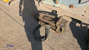 Hydraulic machine breaker c/w lines (30mm pins)