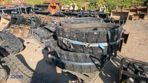 Pair of rubber tracks to suit Takeuchi (400 x 74 x 72.5kg)