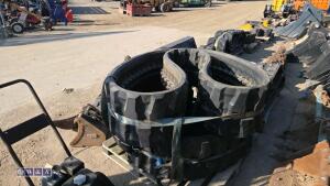 Pair of rubber tracks to suit Takeuchi (400 x 74 x 72.5kg) - 3