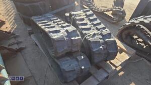 Pair of rubber tracks (300 x 52.5W x 78) - 3
