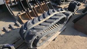Rubber track (400 x 72.5W x 74) - 2