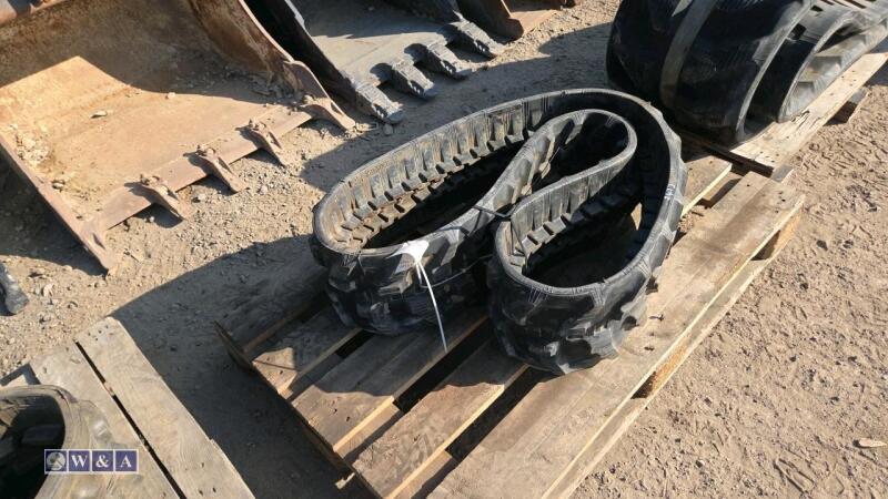 Rubber track (Approx 230 x 48 x 66)
