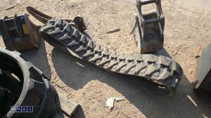 Excavator rubber track - 3