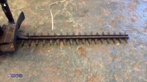 STANLEY petrol hedge trimmer - 3