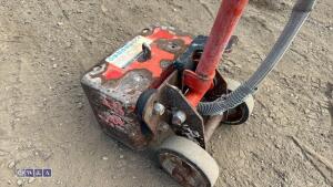 TRELAWNY pneumatic scabbler - 4