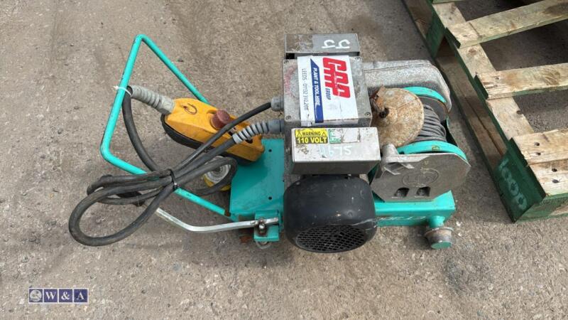 IMER ET300 scaffold winch c/w pendant