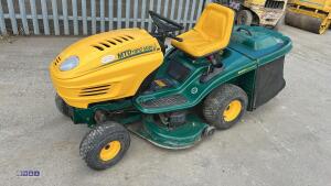 MTD YARDMAN AN5175 petrol ride on mower c/w collector - 8