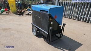 PRAMAC 6kva diesel dual volt generator - 3