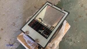 2 x floodlights - 2