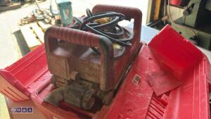 HILTI DC-SE20 110v wall chaser c/w case (HT019037) - 2