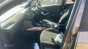 2014 PEUGEOT 2008 ACTIVE HDI 5-door hatchback 5-speed manual diesel car (AJ63 DFV)(Spare keys & part V5 in office- no new keeper slip) - 15