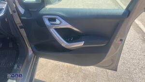 2014 PEUGEOT 2008 ACTIVE HDI 5-door hatchback 5-speed manual diesel car (AJ63 DFV)(Spare keys & part V5 in office- no new keeper slip) - 22