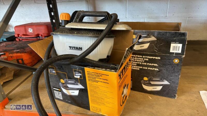 2 x TITAN 240v wallpaper strippers