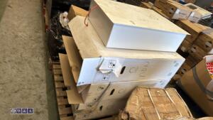 Pallet of SONNEN solar panel boxes