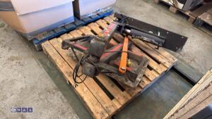 PENNYLIFT 250kg hydraulic van lift - 2