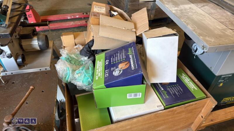 Pallet of miscellaneous including hinges, sinks etc