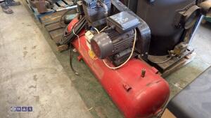 150ltr 240v tank compressor c/w hose - 3