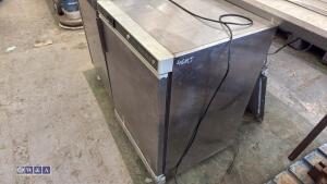 Industrial stainless steel 240v catering fridge - 2
