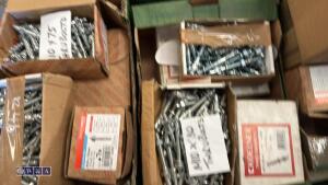 Box of M10/80 throughbolts - 3