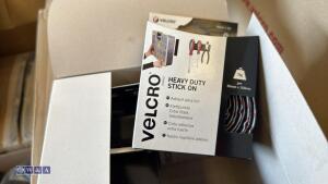 Pallet of HD stick on velcro & 2 boxes of ROBUS RO75LED ceiling lights - 4