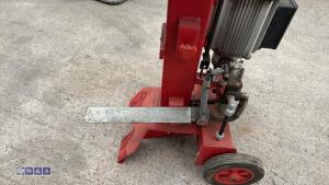 240v log splitter - 3