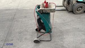 BOSCH 240v garden shredder