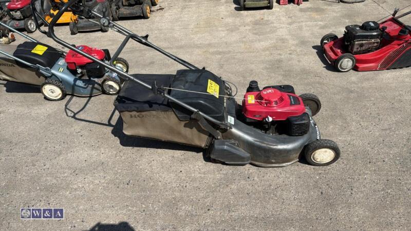 HONDA HRD536QX petrol rotary mower c/w collection box