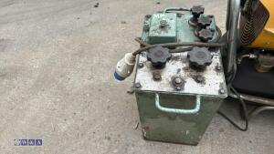 BOC 240v oil filled welder - 3