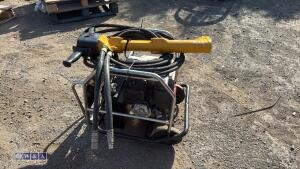 JCB BEAVER petrol hydraulic power pack & hose & breaker - 5