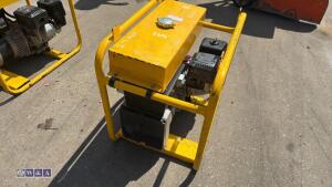 HARRINGTON dual volt petrol generator - 4