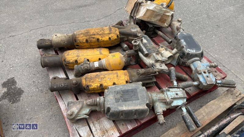 Pallet of pneumatic breakers