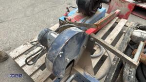 Mobile hose cutting & cramping kit - 4