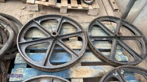 4 x 24'' cast iron wheels - 4