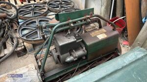 ATCO B30 petrol cylinder mower c/w collection box - 2