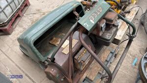 ATCO B30 petrol cylinder mower c/w collection box - 6