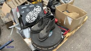 Pallet of miscelleanous including jump pack, grinding discs etc - 2