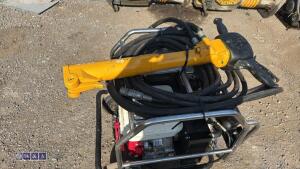 JCB BEAVER petrol hydraulic power pack & hose & breaker - 11