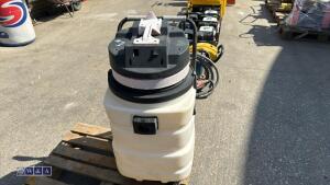 NILFISK 110v wet & dry vacuum - 3