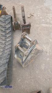 9'' digging bucket (35mm pins) - 3