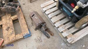 Hydraulic auger to suit 3t machine (25mm pins) - 3