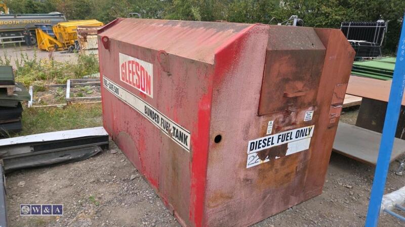 2200ltr steel bunded diesel tank c/w manual pump