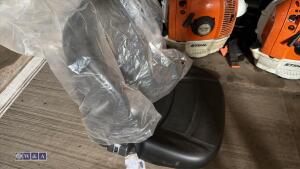 Forklift seat c/w seat belt - 3