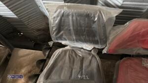 Tractor seat (Black)