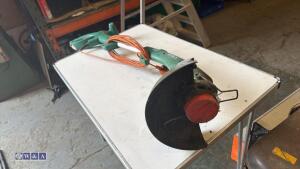 BLACK & DECKER 240v strimmer