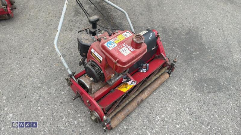 SAXON LM26TF petrol cylinder mower