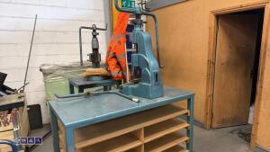 Manual cutter c/w storage worktable