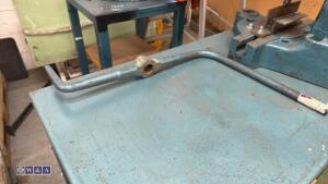 Manual cutter c/w storage worktable - 4
