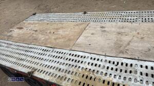 Tri-axle car transporter trailer (accident damaged) - 11