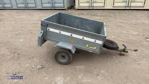 Single axle camping trailer - 7